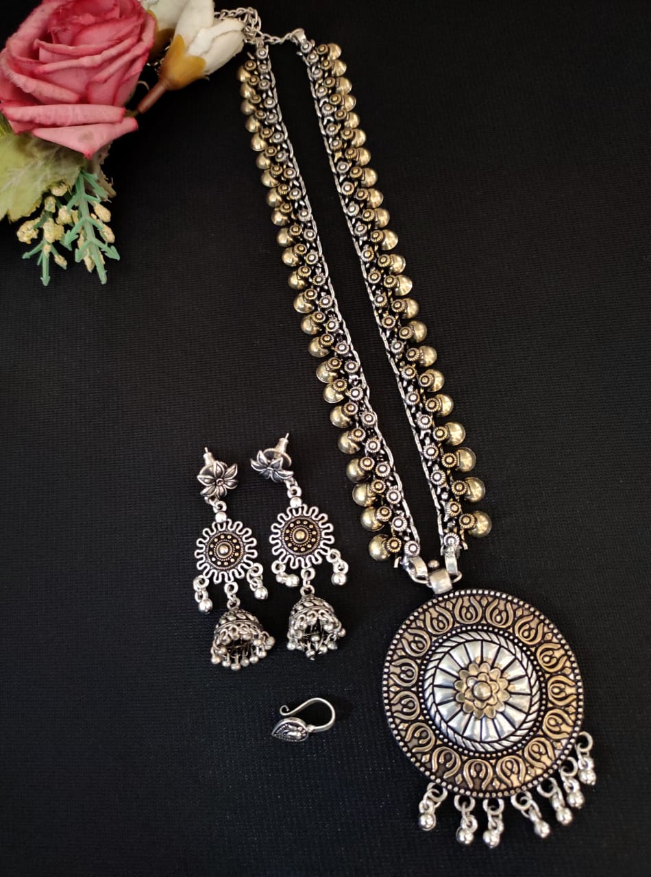 German Silver Oxidised Temple Necklace Set with Jhumka Earrings – Dual‑Tone Statement Collection