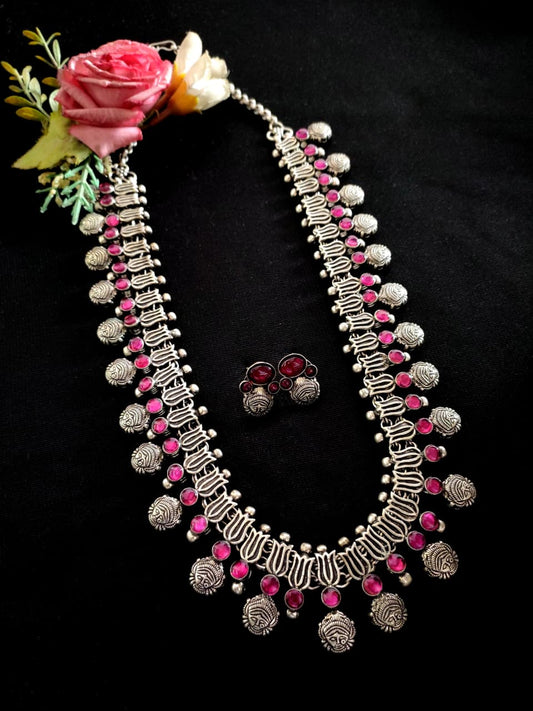 Oxidized Ruby Coin Necklace Set – Silver‑Tone with Matching Studs