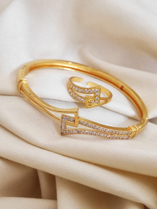Cascade Curve Bangle & Adjustable Ring Set – Gold‑Tone